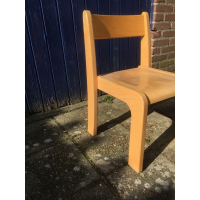 Vintage schoolstoeltjes nr 47